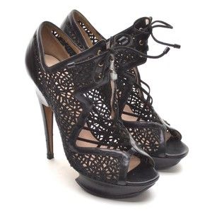 Nicholas Kirkwood Black Lattice Lace Platform Pumps 39